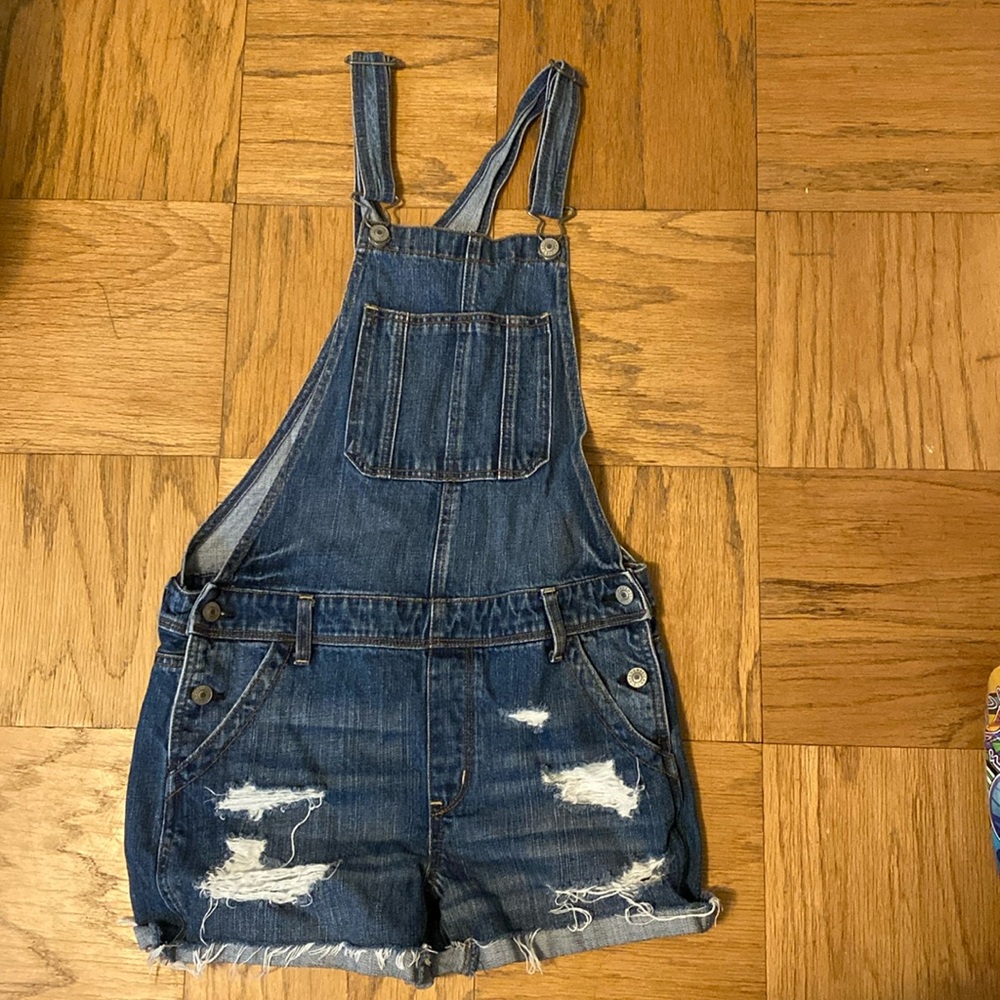 American Eagle Tom girl short overalls